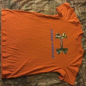 Under Armor T-shirt